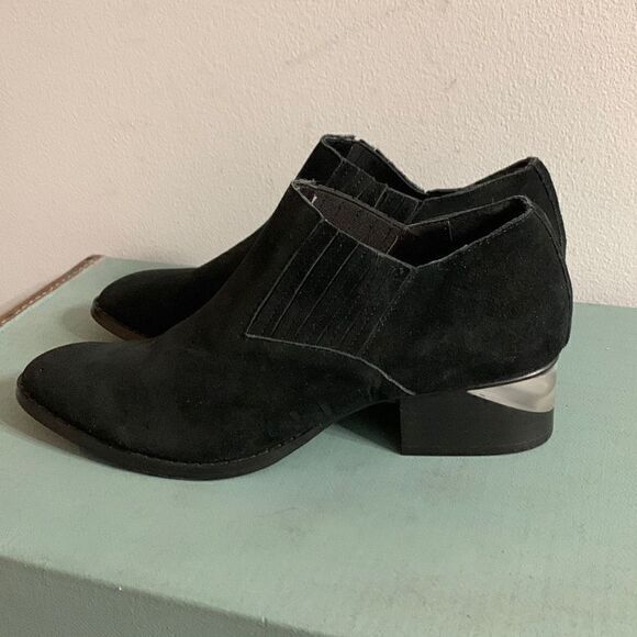 Steve Madden‎ black ankle boots. Clear heel suede booties size 7.5 - Picture 1 of 7